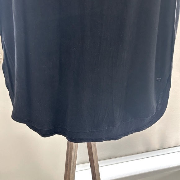 PLENTY Black T-Shirt - Picture 5 of 5